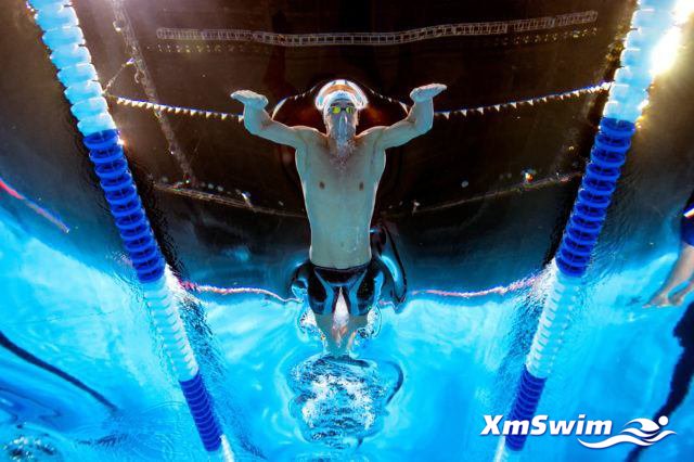 Michael-Phelps-by-Mike-Lewis-21-640x426.jpg